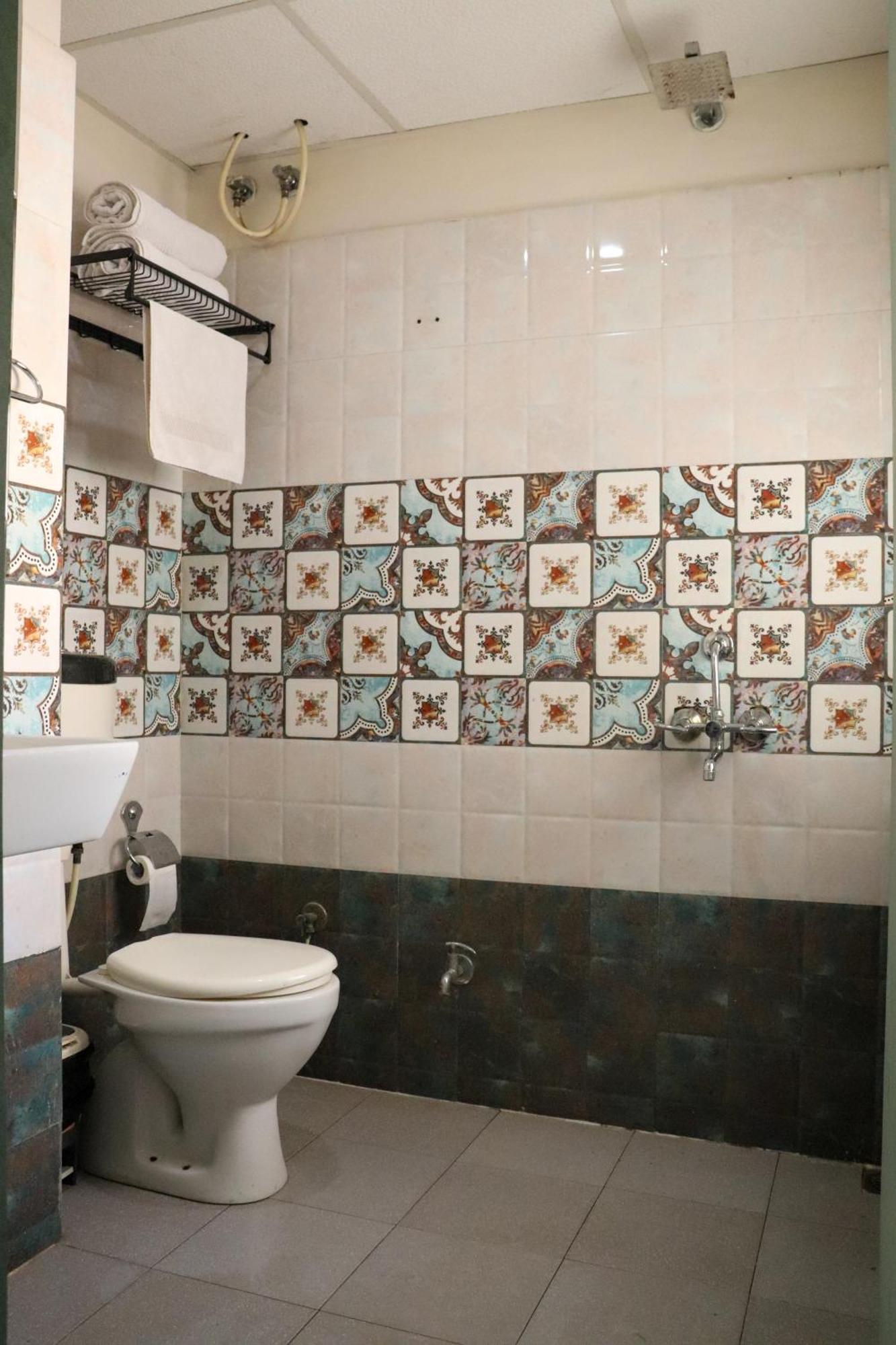 Blue Door Hotel Bundi Ngoại thất bức ảnh