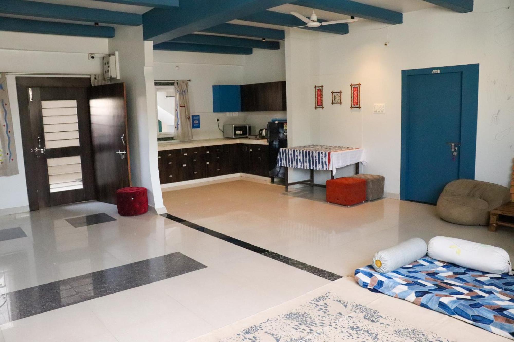 Blue Door Hotel Bundi Ngoại thất bức ảnh