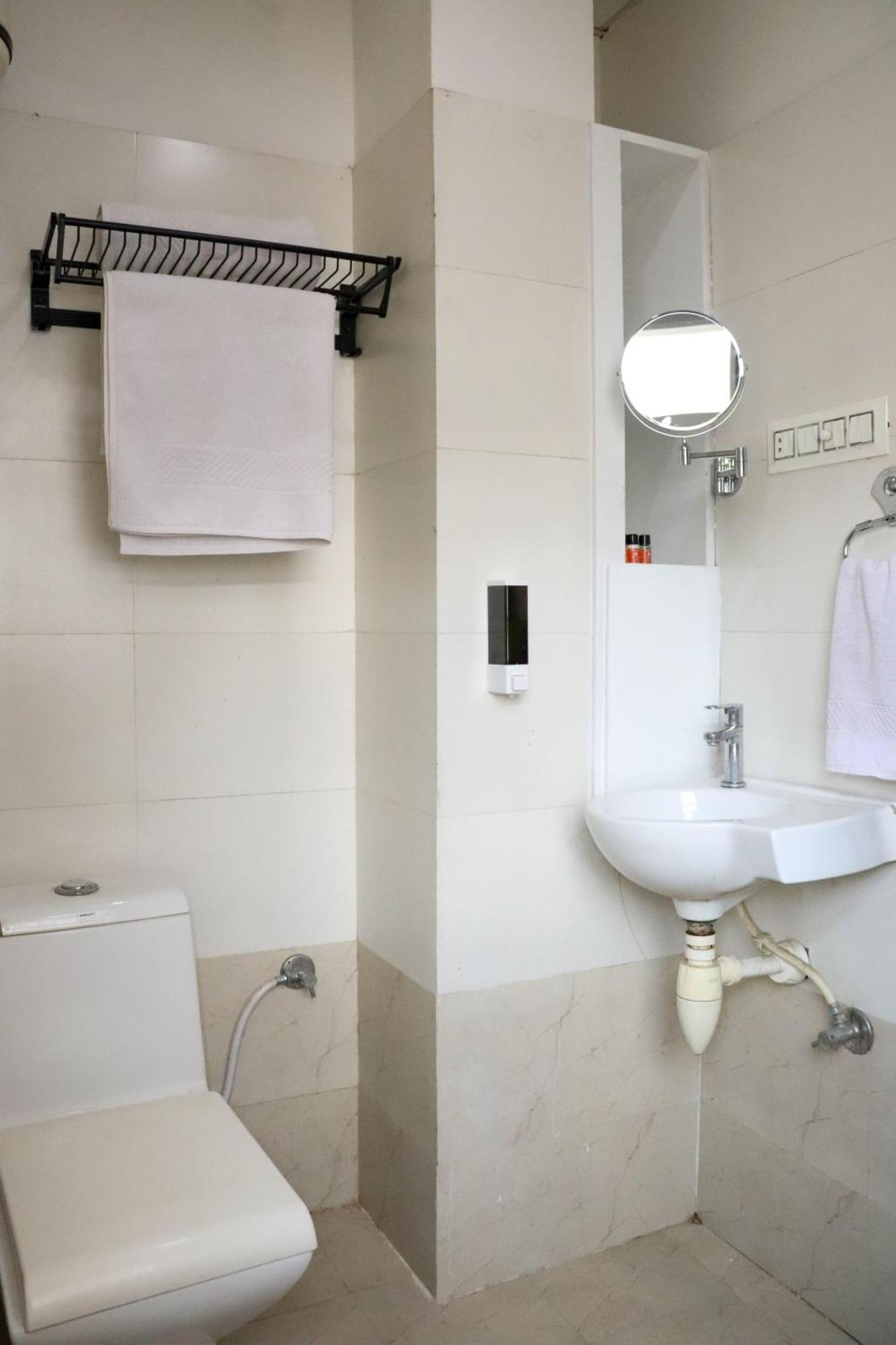 Blue Door Hotel Bundi Ngoại thất bức ảnh